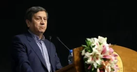 تاکید همتی بر همکاری بانک و بورس