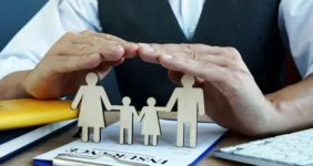 سازمان تامین اجتماعی برای خانواده بازنشستگان فوت شده چقدر پول واریز می کند؟ سازمان تامین اجتماعی برای خانواده بازنشستگان فوت شده چقدر پول واریز می کند؟