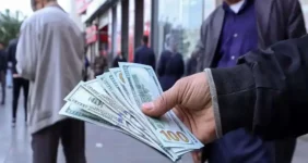 خبر فوری درباره قیمت دلار آزاد در ۲۶ دی + جدول