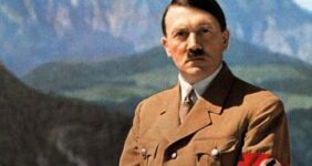 هیتلر در فیسبوک دیده شد/ عکس