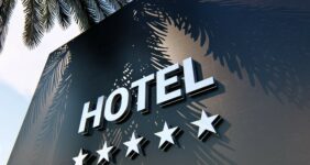 آشنایی با 6 هتل خاص و دلنشین در قلب شهر تهران