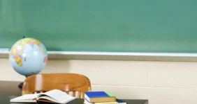 مبلغ حقوق معلمان و فرهنگیان در ۱۴۰۴ رسما اعلام شد مبلغ حقوق معلمان و فرهنگیان در ۱۴۰۴ رسما اعلام شد