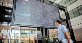 خبر فوری درباره پذیرش «دیوار» در بورس خبر فوری درباره پذیرش «دیوار» در بورس