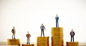مالیات کارگران و کارکنان دولت ۲ برابر اصناف شد