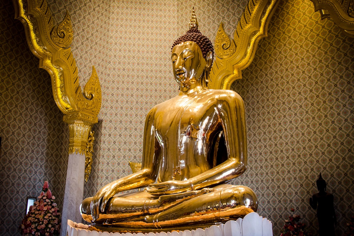 تندیس‌های طلایی بودا