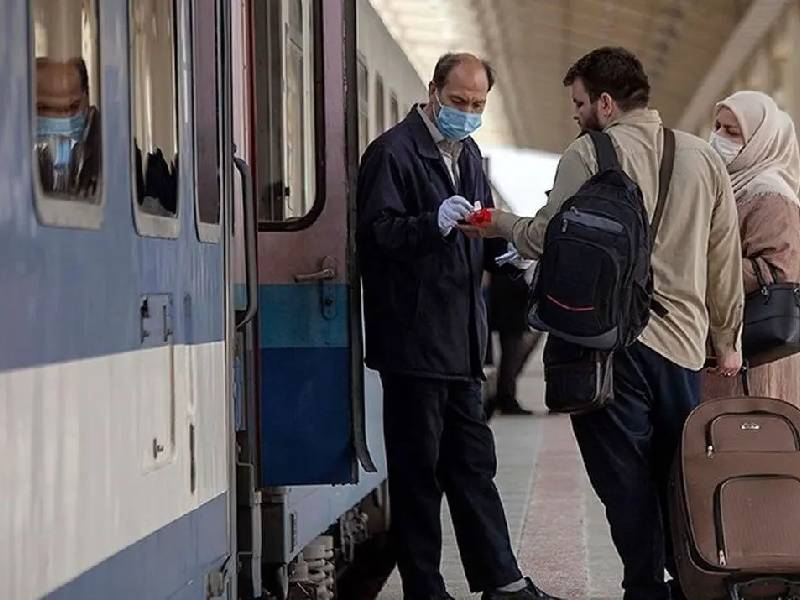 کنترل مسافران قطار