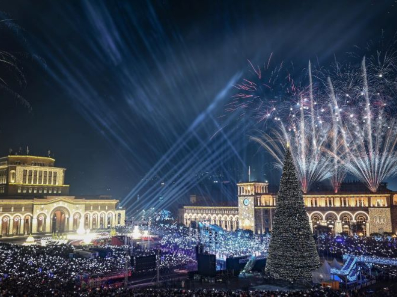 کریسمس کجا بریم؟ راهنمای انتخاب بهترین مقصد برای سفر ژانویه کریسمس در ایروان