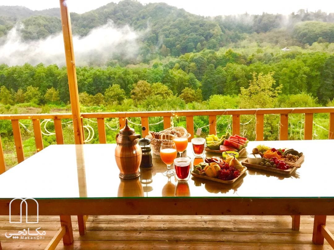 کلبه در انزلی