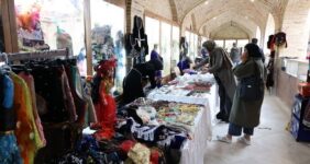 برپایی نمایشگاه و بازارچه صنایع دستی در سنندج ویژه شب یلدا برپایی نمایشگاه و بازارچه صنایع دستی در سنندج ویژه شب یلدا