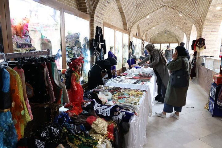 برپایی نمایشگاه و بازارچه صنایع دستی در سنندج ویژه شب یلدا