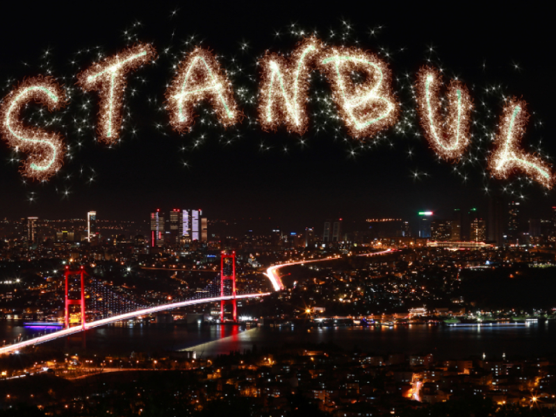 کریسمس کجا بریم؟ راهنمای انتخاب بهترین مقصد برای سفر ژانویه کریسمس بریم استانبول