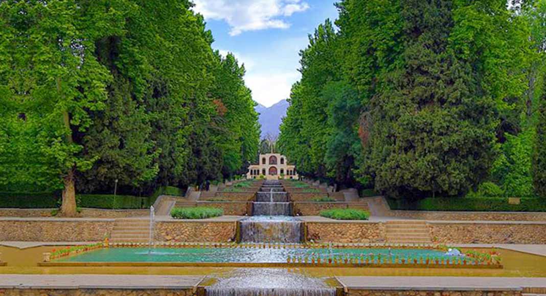 آشنایی با باغ شاهزاده ماهان | شگفتی در میان کویر!