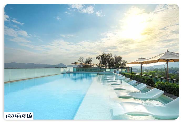 هتل هیلتون گاردن این