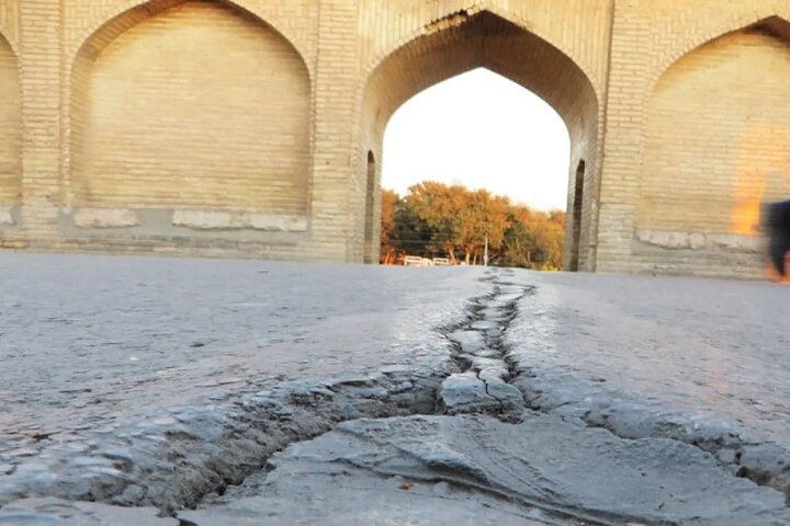 ابعادی جدید تهدید فرونشست برای بناهای تاریخی اصفهان