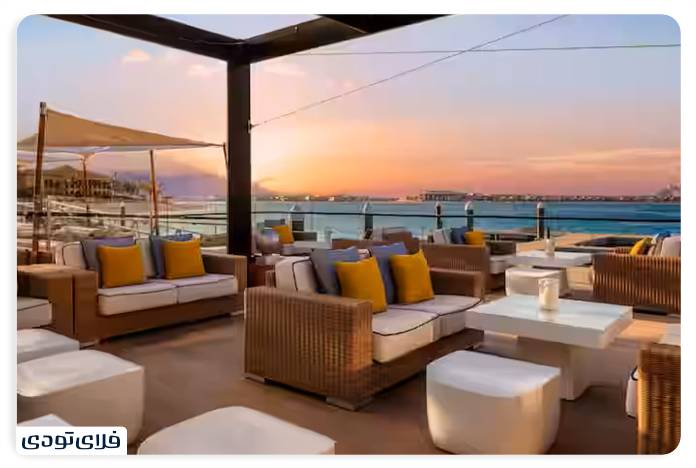 رستوران ۱۰۱ داینینگ لانژ اند بار