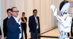 توسعه نمونه اولیه روبات انسان نما برای صنعت خودروسازی