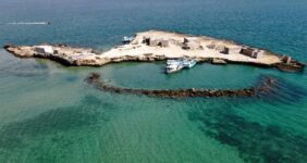 جزیره ناز قشم | جایی که می‌توانید روی آب راه بروید!