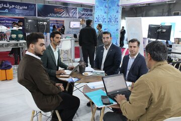 در حاشیه الکامپ خوزستان : هوشمندسازی ناوگان شهری اهواز بر مدار دانش بومی؛ از چالش نقدینگی تا خلاقیت مهندسان ۲۵ ساله