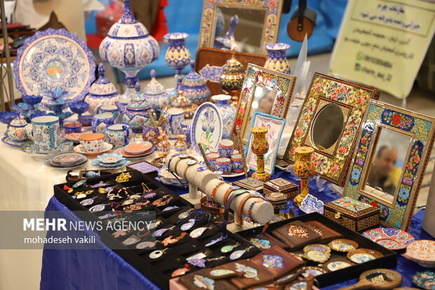 زمانی: صنایع دستی ایران در جهان حرف اول را می‌زند