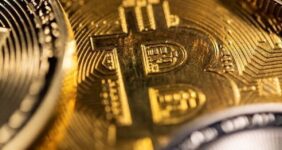 سقوط تاریخی بیت‌کوین ادامه دار شد/ شوک بزرگ به بازار رمز ارزها