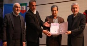 سند مالکیت کاخ آپادانا و موزه میراث فرهنگی شوش اهدا شد