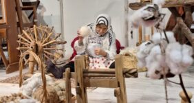 صادرات ۴۰۰ میلیون دلاری صنایعدستی؛ درخشش هنر ایرانی در بازارهای جهانی صادرات ۴۰۰ میلیون دلاری صنایعدستی؛ درخشش هنر ایرانی در بازارهای جهانی