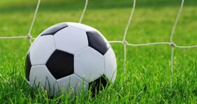 علی کریمی به ایران بازمی‌گردد