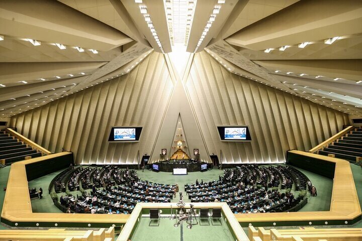 مخالفت مجلس با کلیات طرح اصلاح قانون توسعه ایرانگردی و جهانگردی