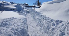 مسیر دسترسی به میراث جهانی تخت سلیمان تکاب باز شد مسیر دسترسی به میراث جهانی تخت سلیمان تکاب باز شد