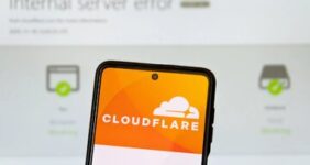 نمودار کلادفلر از کاهش شدید پهنای باند اینترنت خبر می‌دهد