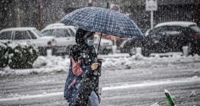 هشدار فوری هواشناسی به تهرانی ها/ برف و باران تا ساعتی دیگر میهمان پایتخت‌نشینان