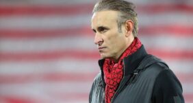 واکنش رسمی به اخراج شائبه‌برانگیز و ناگهانی گل‌محمدی