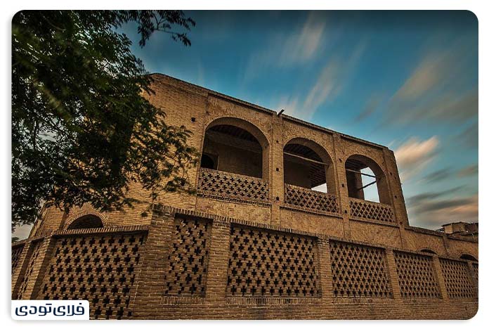 کاروانسرای معین‌التجار