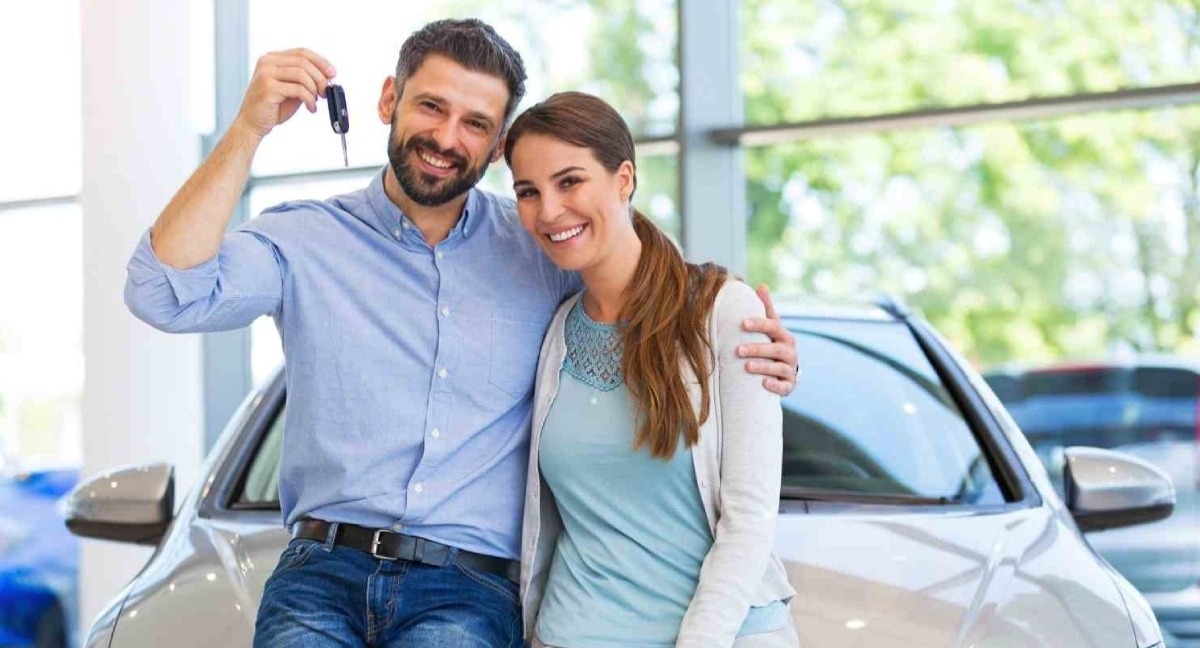 چرا قیمت خودرو در دبی ارزان‌تر است؟