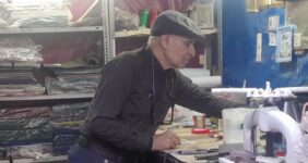 آخرین صحاف سنتی اهواز: آماده‌ام همه ابزارهای قدیمی صحافی را برای موزه چاپ اهدا کنم