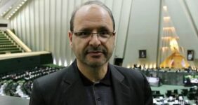 اعتراضات را به سیاست ارزی گره نزنید؛ منافع حامیان ارز ترجیحی قطع شد