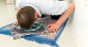 اعمال شب و روز نیمه ماه شعبان در مفاتیح به همراه متن دعا و نماز اصلی