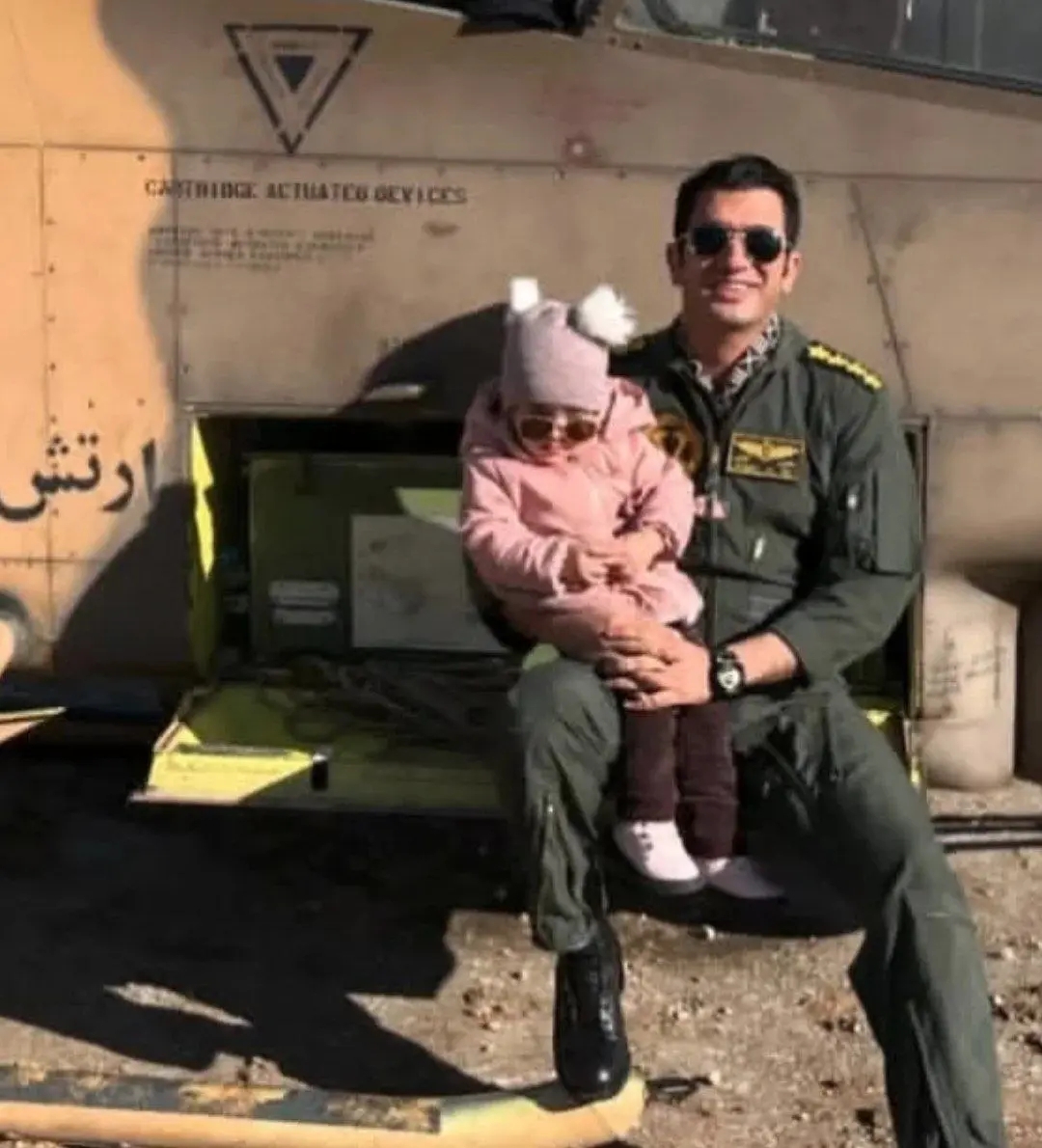 اولین تصویر از خلبان حادثه سقوط بالگرد در اصفهان