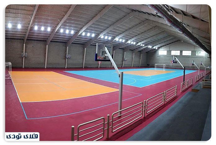 باشگاه انقلاب سالن خانوادگی باشگاه انقلاب