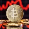 بیت‌کوین در آستانه تست حمایت ۶۴ هزار دلاری/احتمال جهش کوتاه‌مدت پیش از افت دوباره