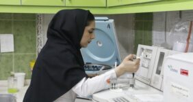 خطر افت کیفیت خدمات آزمایشگاهی در سایه بحران اقتصادی و فرسودگی نیروها