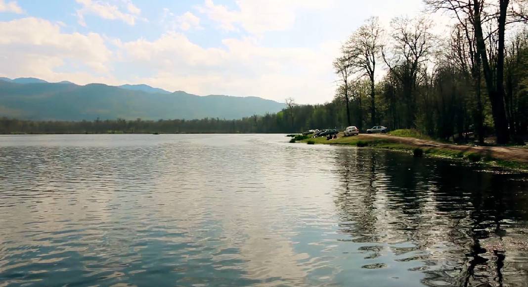 دریاچه الندان | طبیعت گردی در شمال ایران