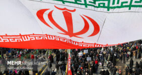 دعوت پزشکان از مردم برای حضور پرشور در راهپیمایی ۲۲ بهمن