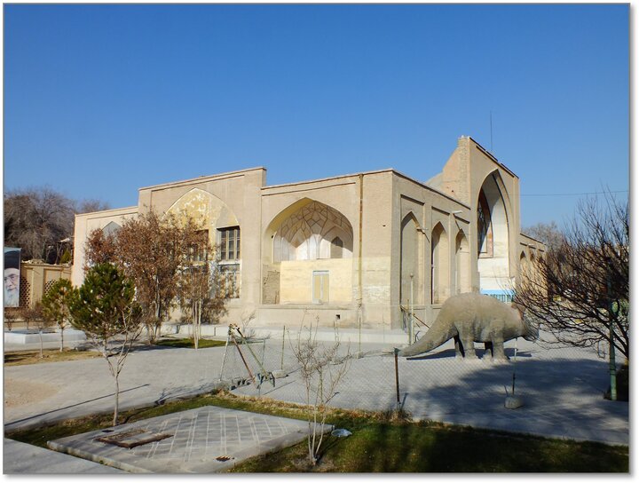 سایه اختلاف بر یک میراث جهانی؛ تالار تیموری اصفهان در معرض تخریب