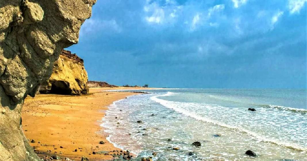 سفر به جزیره لارک | جزیره‌ای بکر در جنوب ایران