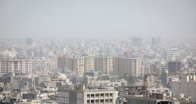 شاخص آلودگی هوای تهران امروز شنبه ۱۸ بهمن۱۴۰۴ /گروه‌های حساس در خانه بمانند