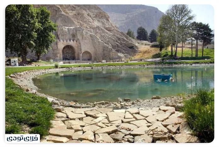 طاق بستان کرمانشاه چشمه و دریاچه طاق بستان