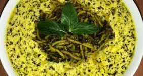 طرز تهیه آش آبکشی قوچانی/ غذای خاص و خوشمزه برای دورهمی‌های دوستانه