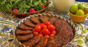 طرز تهیه کتلت هویج؛ طعمی خاص و فراموش‌نشدنی برای دورهمی‌های دوستانه