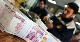 عربی: ۱۸۹ هنرمند صنایع‌دستی یزد برای دریافت تسهیلات حمایتی معرفی شدند